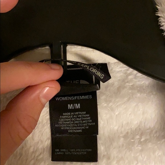 North Face fuzzy jacket - Picture 2 of 5